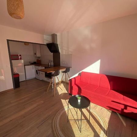 Studio Moderne Et Cosy Avec Balcon Et Parking Appartement Périgueux Buitenkant foto